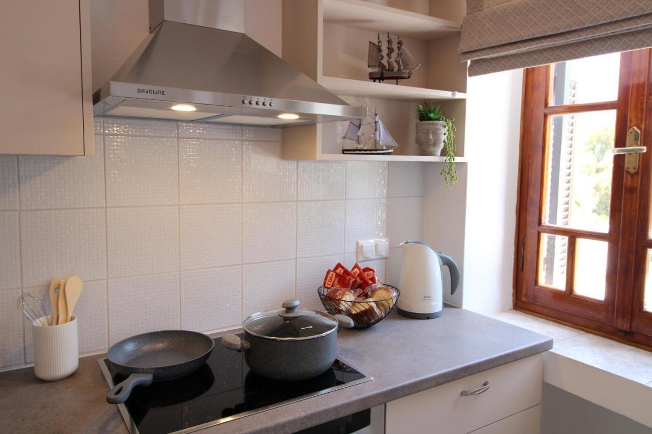 Plaka Philoxenia Apartments Exterior photo