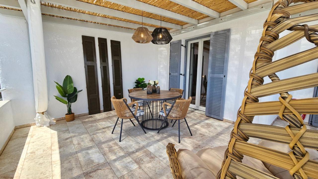 Plaka Philoxenia Apartments Exterior photo