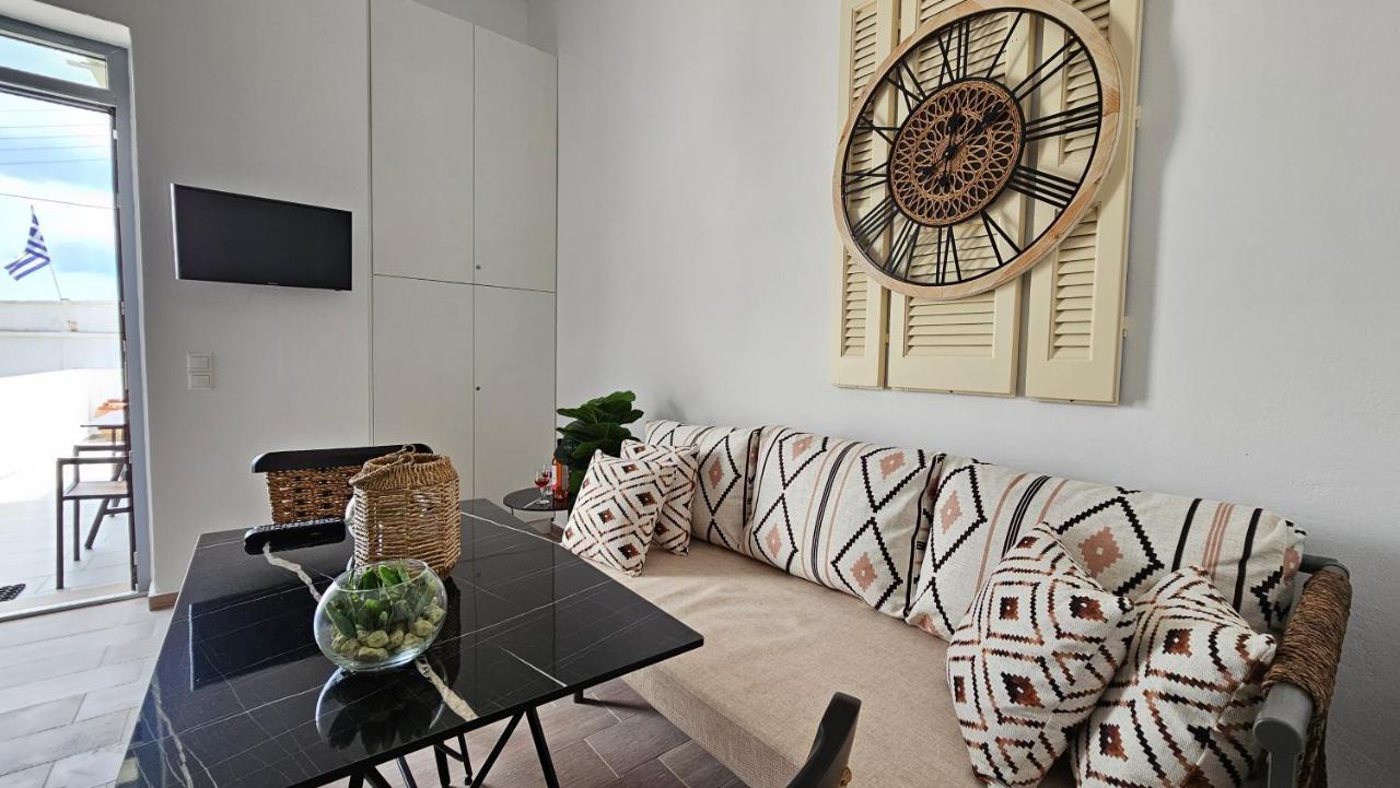 Plaka Philoxenia Apartments Exterior photo